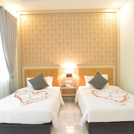 Sangkahak Mith Hotel Kep Exterior foto